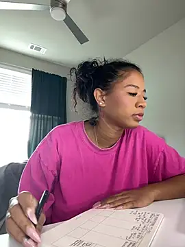 AshleyLoveee stripchat live cam model