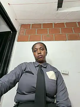 CiaraEbony stripchat live cam model