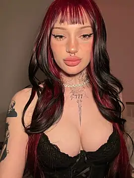 madelinexx stripchat live cam model