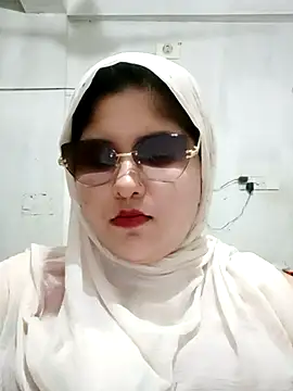 Nusrat-N stripchat live cam model