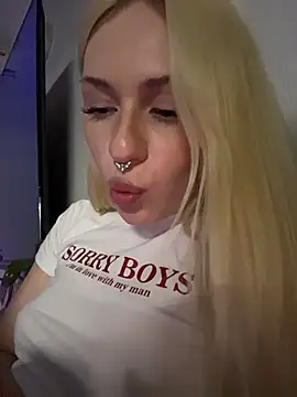 DayaFoxy stripchat live cam model