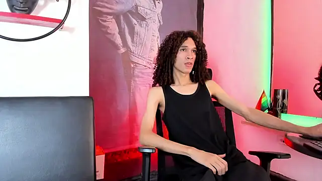 anddy_hugecock stripchat live cam model
