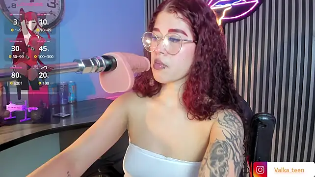 Valka_teen1 stripchat live cam model