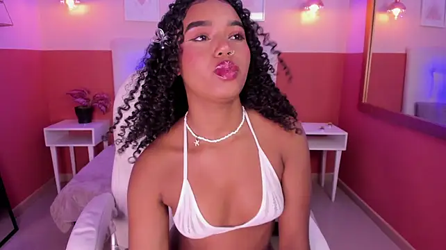Naostar stripchat live cam model