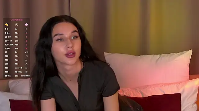 GiaDerzaD stripchat live cam model