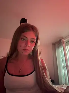 leooo20oo stripchat live cam model