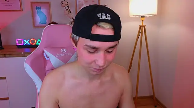 e1v1s stripchat live cam model