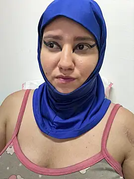 Nahannaahia stripchat live cam model