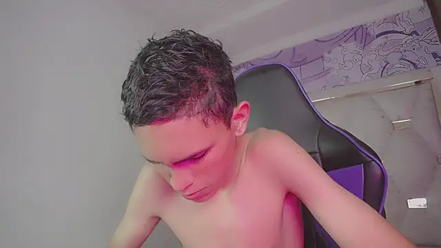 Asher_athlets stripchat live cam model