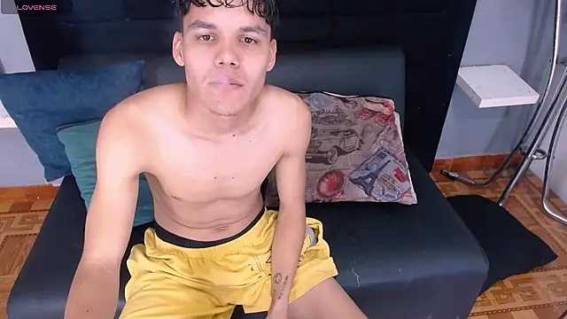 Timmy_How stripchat live cam model