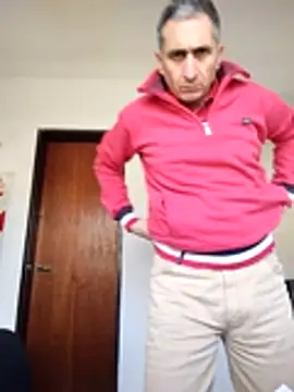 Alejandro83bsf stripchat live cam model