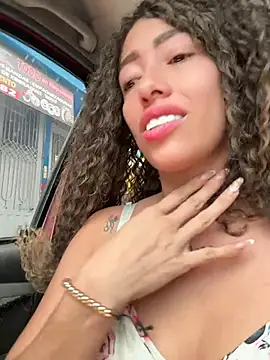roxyrougee stripchat live cam model