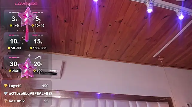 KateMoorex stripchat live cam model