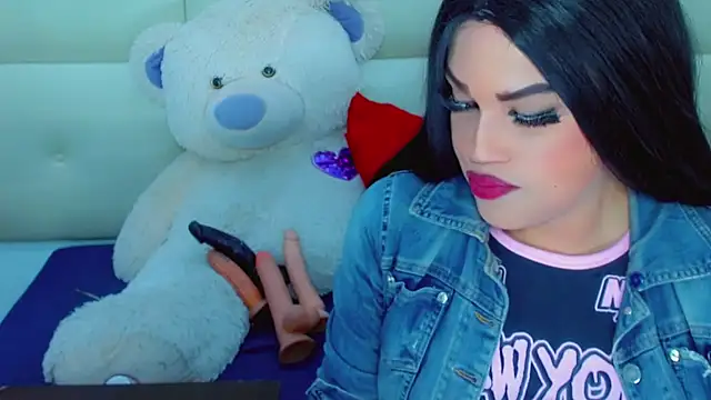 NharaBigCock stripchat live cam model