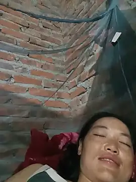 kotaka-shoow stripchat live cam model