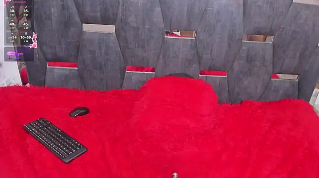 IsabellaMendez_ stripchat live cam model