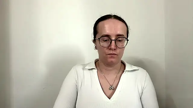 SofiaTease stripchat live cam model
