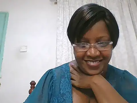 peacechloe stripchat live cam model