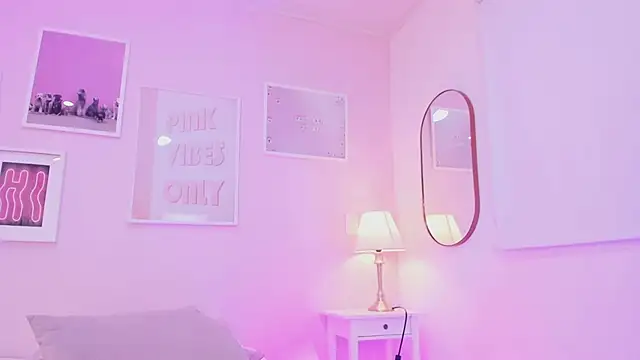 Rosevelvet_dh stripchat live cam model