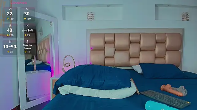 Hannaa_Wellss stripchat live cam model