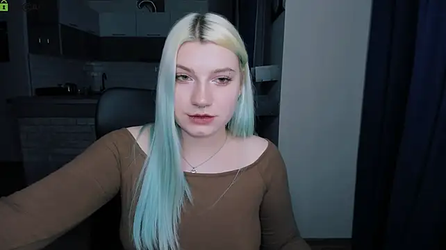 Rada_Kisss stripchat live cam model