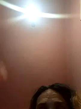 bonytayuarey18 stripchat live cam model