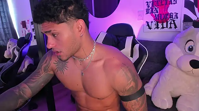 Alessandro_Vanni stripchat live cam model