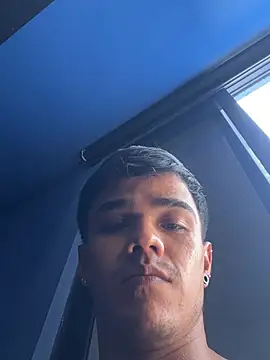 Rob_zaens33 stripchat live cam model