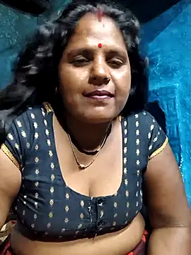 Lavlisxy stripchat live cam model