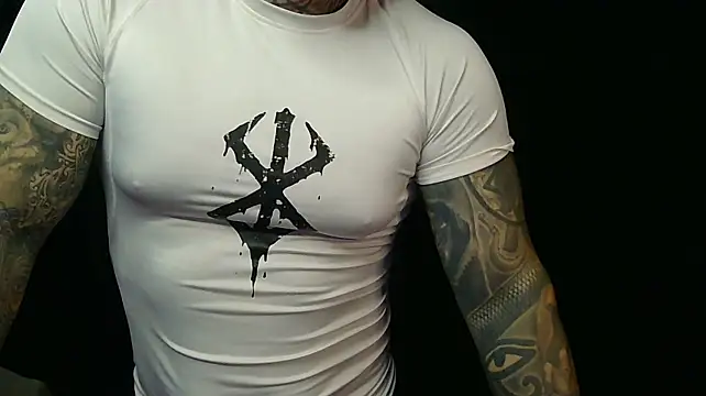 devilWithTats stripchat live cam model