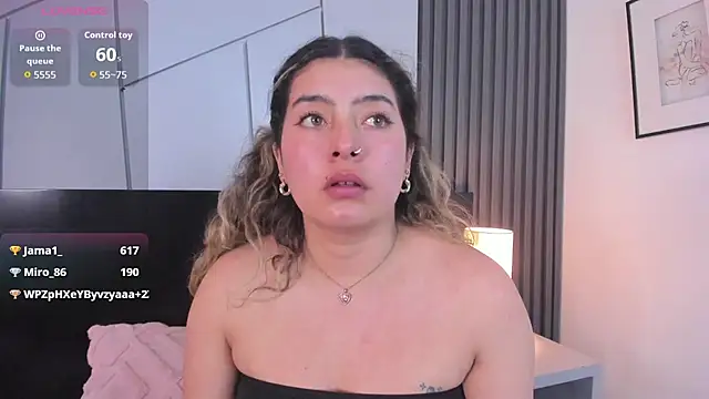 ChloeBelle_ stripchat live cam model