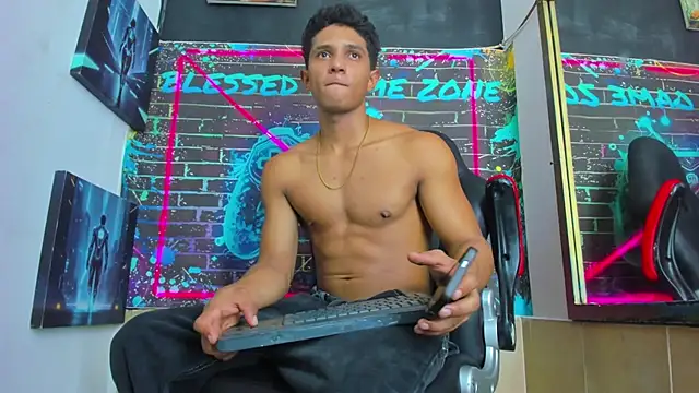 Yoel_Blessed stripchat live cam model