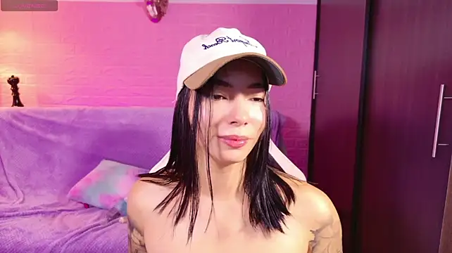 VainillaSecret stripchat live cam model