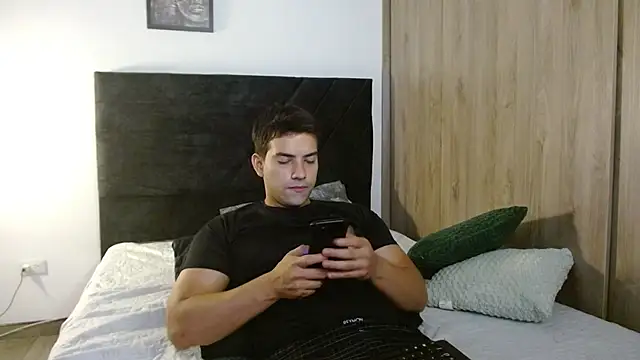 Ian_Daviz stripchat live cam model