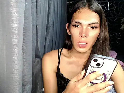 GORGEOUS_CARMEE stripchat live cam model