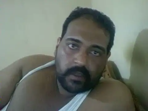 elpoop7305 stripchat live cam model