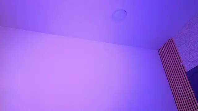 karamoss stripchat live cam model