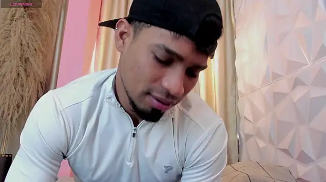 beako_strong stripchat live cam model