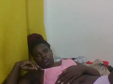 PrettyEve stripchat live cam model