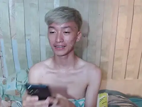 Fem_phiLboy69 stripchat live cam model