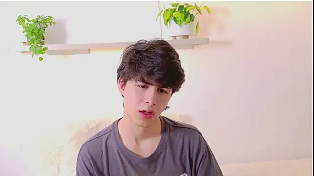 JeyboiXO stripchat live cam model