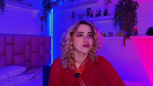 albaismynameX stripchat live cam model