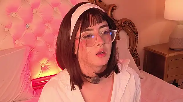 LiLLiAnderson stripchat live cam model