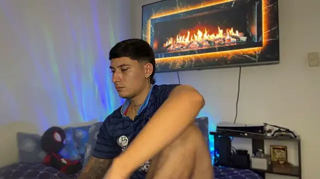 SexxxySquirterStev777 stripchat live cam model
