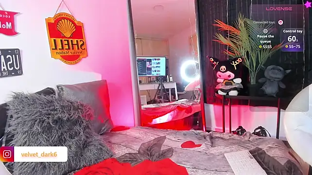 dark-kalr stripchat live cam model
