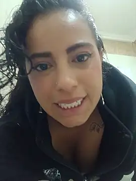 CathaleyaQueen stripchat live cam model