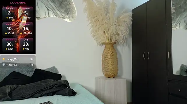 Monyel_Blake stripchat live cam model
