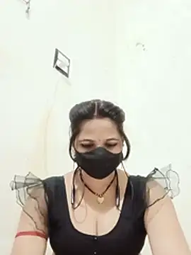 Karishma_bhabi3 stripchat live cam model