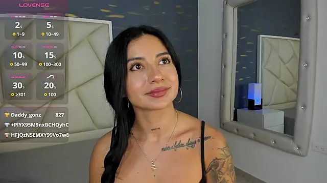 NathCinema stripchat live cam model