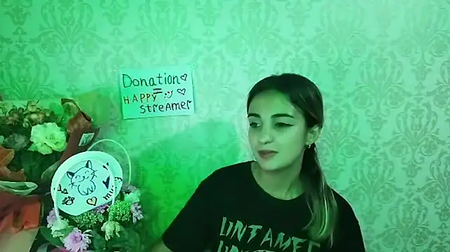 AminaGirls stripchat live cam model